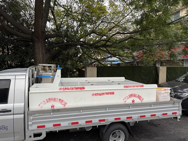 魚箱 中型魚箱 隱形增氧管