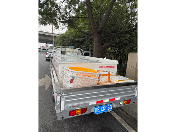 魚箱 中型魚箱 隱形增氧管