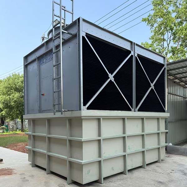 冷卻塔儲(chǔ)水罐